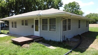 4108 Elledge Dr in Roeland Park, KS - Building Photo - Building Photo