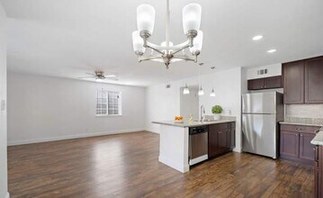 10200 Carter Rd in Houston, TX - Building Photo - Building Photo
