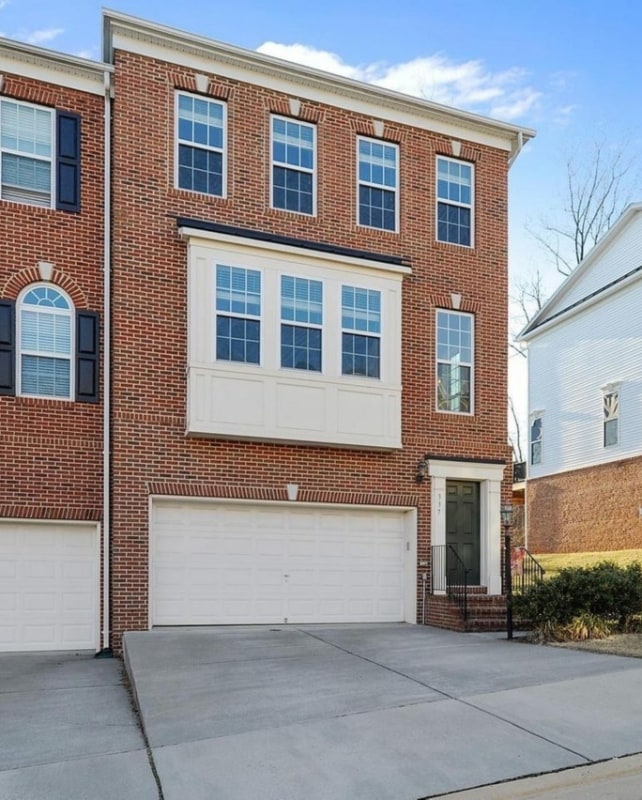 property at 337 Caldwell Terrace SE