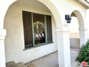 2002 Kelton Ave in Los Angeles, CA - Building Photo - Building Photo