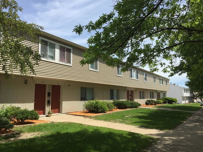 Cambridge Townhomes photo'