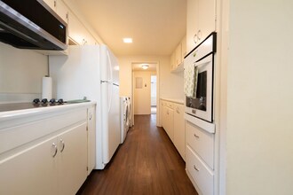 206 N Wall Ave in Farmington, NM - Building Photo - Building Photo