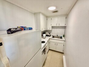 1 Noyes Pl, Unit 8 in Boston, MA - Building Photo - Building Photo