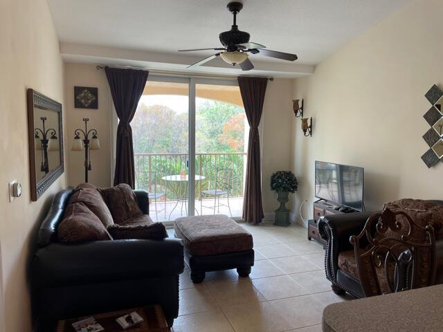 923 Villa Cir-Unit -923 in Boynton Beach, FL - Building Photo - Building Photo