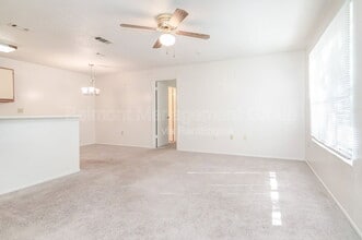 642 Dory Ln in Altamonte Springs, FL - Building Photo - Building Photo