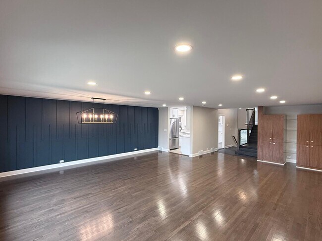 4820 Sherwin Ave in Lincolnwood, IL - Building Photo - Building Photo