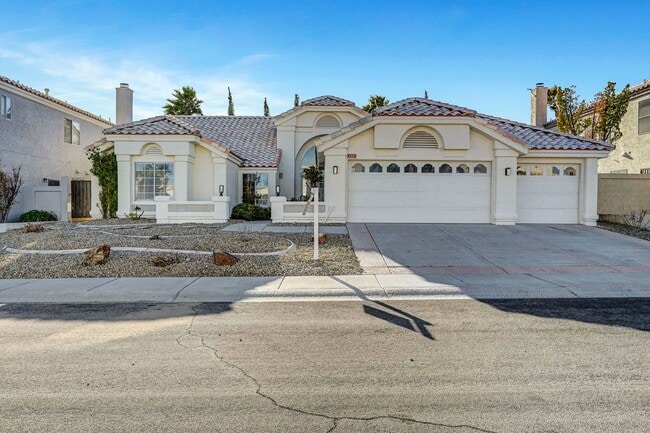 property at 2221 Loggerhead Rd