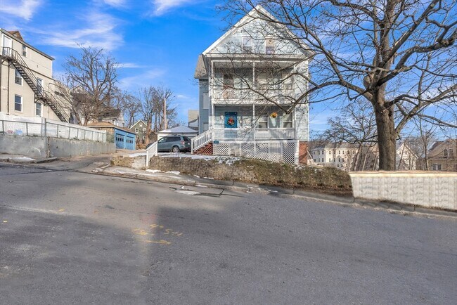 property at 31 Ripley St