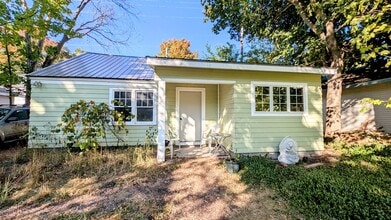 426 Seventh St in Traverse City, MI - Building Photo - Building Photo