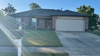 3201 E Louisville St in Broken Arrow, OK - Building Photo