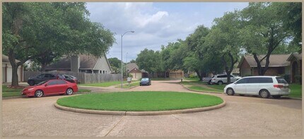 9602 Meadowchase Ct in Houston, TX - Building Photo - Building Photo