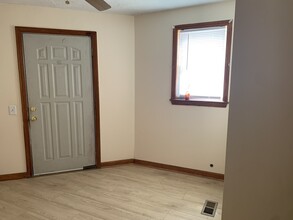 226 Brightman St in Fall River, MA - Building Photo - Building Photo