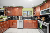 2481 Riverdale Dr N in Miramar, FL - Building Photo - Building Photo