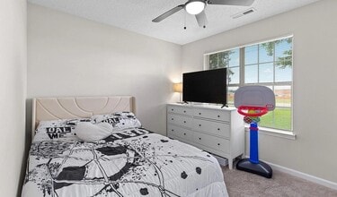 6860 Moores Mill Rd in Huntsville, AL - Building Photo - Building Photo