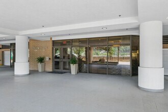 151 Fort Pitt Blvd in Pittsburgh, PA - Building Photo - Building Photo