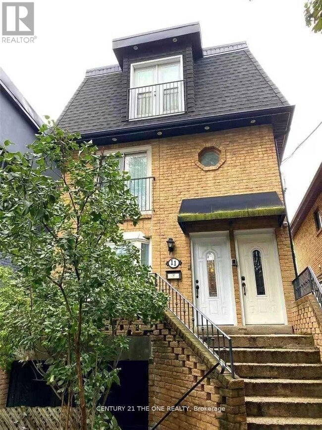 property at 11 Grant St