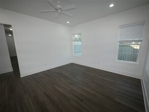 9013 Gabriel St in Houston, TX - Building Photo - Building Photo