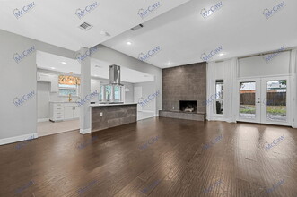 1915 Maxwell Dr in Lewisville, TX - Building Photo - Building Photo