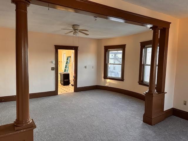 3 Oak St in Webster, MA - Foto de edificio