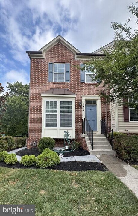 9658 Atterbury Ln in Frederick, MD - Building Photo