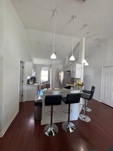 10 Lloret Pl in Palm Coast, FL - Foto de edificio - Building Photo