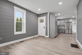 211 W Broad St in Shillington, PA - Building Photo - Building Photo