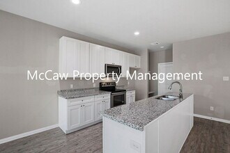 8225 Richard St in White Settlement, TX - Building Photo - Building Photo