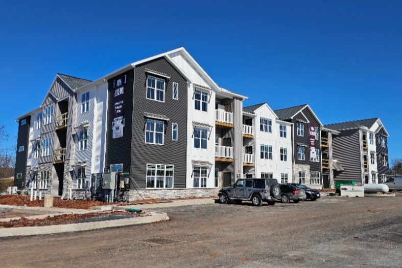 Red Mill Crossings in Goldsboro, PA - Building Photo