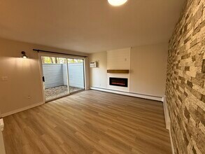 1 Sundance Dr in Branford, CT - Building Photo - Building Photo