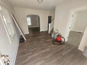 915 E Albert St in Lima, OH - Building Photo - Building Photo