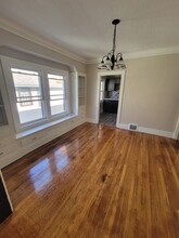 2215 Chesterland Ave, Unit 2 in Lakewood, OH - Building Photo - Building Photo