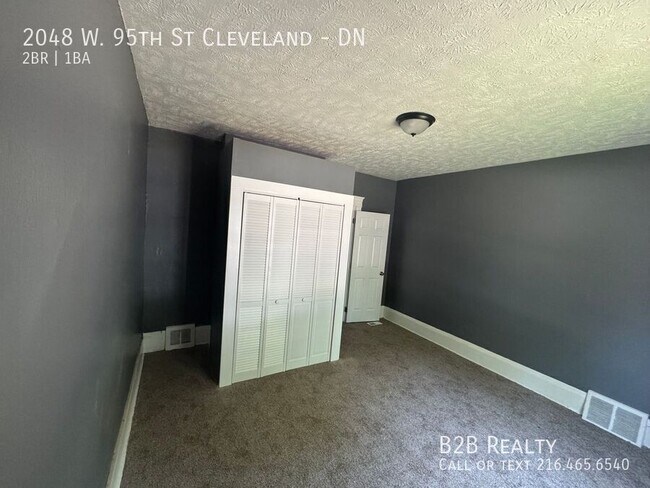 2048 W 95th St in Cleveland, OH - Building Photo - Building Photo