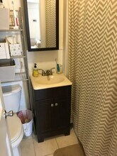 11 Leverett St, Unit 3 in Brookline, MA - Foto de edificio - Building Photo