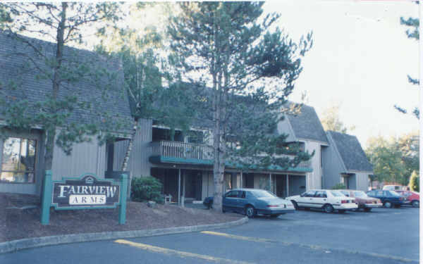 Fairview Arms in Fairview, OR - Building Photo - Building Photo