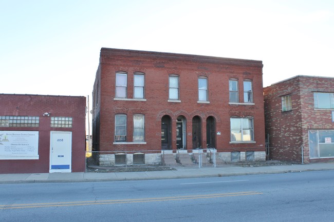 1054-1056 State St in East St. Louis, IL - Foto de edificio - Building Photo