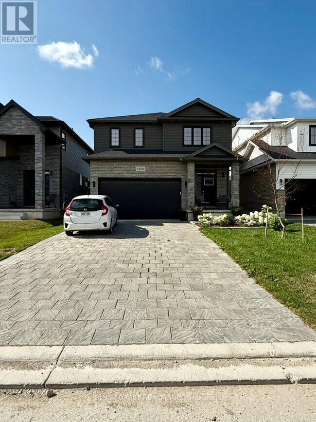 property at 1458 Wright Cres
