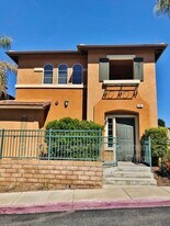 26343 Arboretum Way in Murrieta, CA - Building Photo