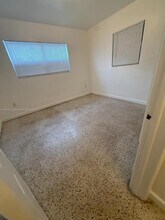 1182 NW 65th St in Miami, FL - Building Photo - Building Photo