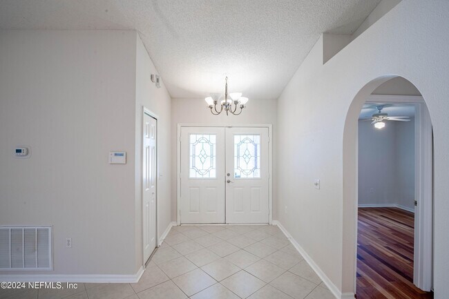 3158 Ash Harbor Dr E in Jacksonville, FL - Building Photo - Building Photo
