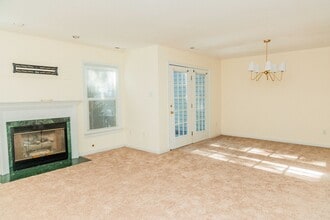 12002 Foxfield Cir in Richmond, VA - Building Photo - Building Photo