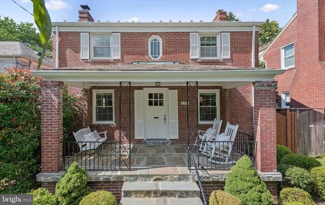 property at 4413 Butterworth Pl NW