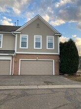 1115 Alameda Blvd, Unit 1115 in Troy, MI - Foto de edificio - Building Photo