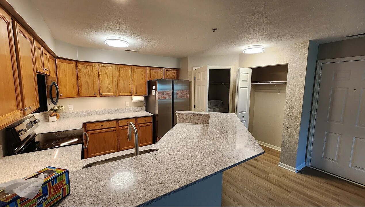 Rocsana Oana in Ann Arbor, MI - Building Photo