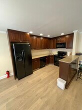 1 Bridgewater Dr in Evesham, NJ - Building Photo - Building Photo