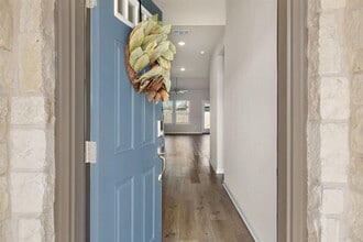 106 Stellers Swoop in Cedar Creek, TX - Building Photo - Building Photo