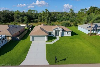 116 Ridgemont Dr in Lehigh Acres, FL - Building Photo - Building Photo