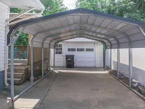 2106 Fort St in Louisville, KY - Building Photo - Building Photo