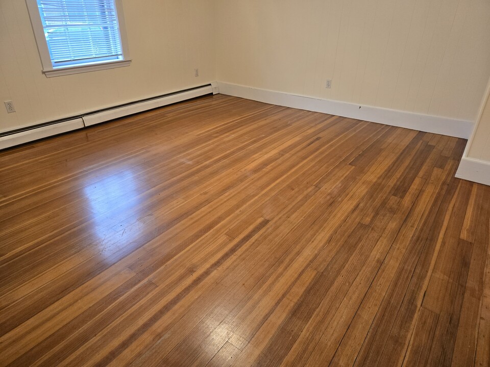13 Mill St, Unit 1F in Arlington, MA - Building Photo