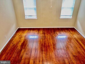 455 Fairmount Ave in Philadelphia, PA - Building Photo - Building Photo