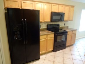 8098 Keswick Ct in Jacksonville, FL - Foto de edificio - Building Photo